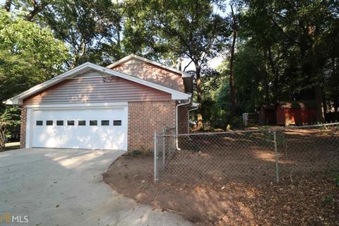 1379 John Roberts Dr, Morrow, GA 30260 photo 2
