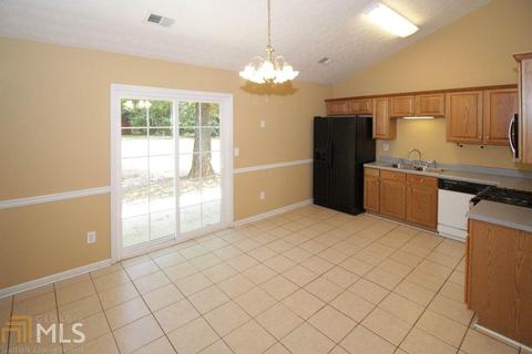 172 Meadow View Dr, Jackson, GA 30233 photo 6