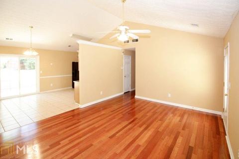 172 Meadow View Dr, Jackson, GA 30233 photo 3