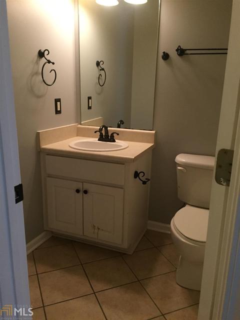 140 Whispering Pines Dr, Covington, GA 30016 photo 10