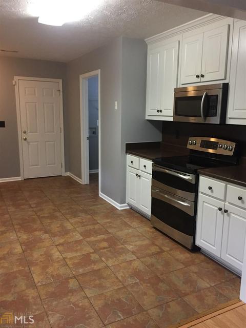 140 Whispering Pines Dr, Covington, GA 30016 photo 6