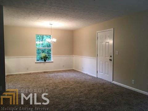 655 Rocky Point Rd, Covington, GA 30014 photo 5