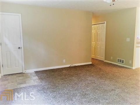 655 Rocky Point Rd, Covington, GA 30014 photo 3