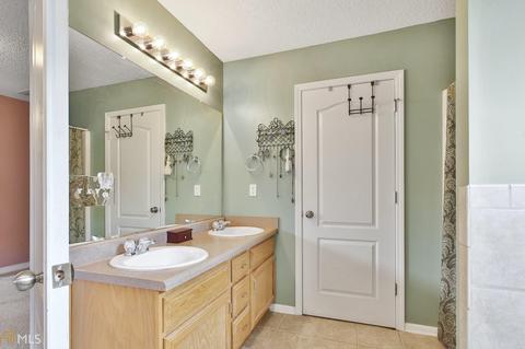 340 Peachtree Cir, Hampton, GA 30228 photo 11