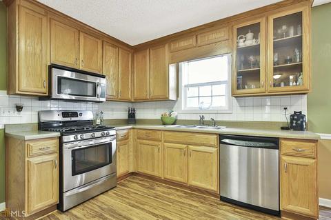 340 Peachtree Cir, Hampton, GA 30228 photo 7