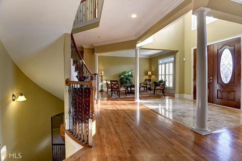 610 Westbourne Dr, Tyrone, GA 30290 photo 2