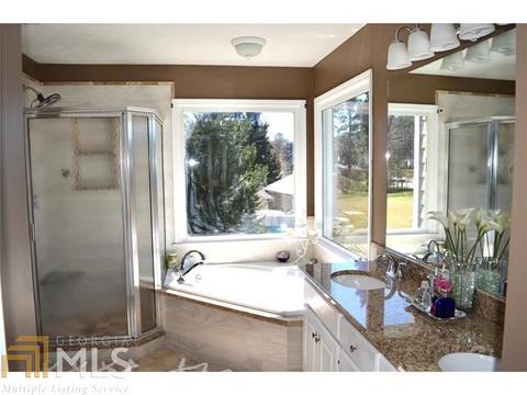 138 Sunny Point Cir, Lagrange, GA 30240 photo 11