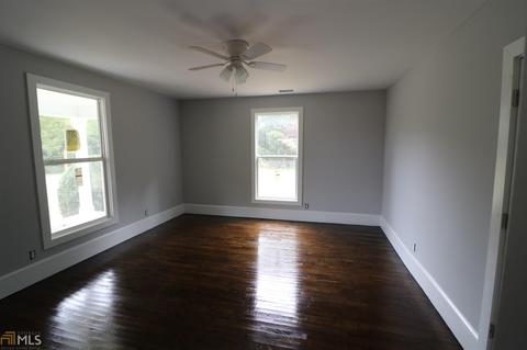 513 8th St, Statham, GA 30666 photo 2