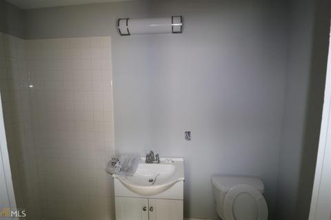 513 8th St, Statham, GA 30666 photo 9
