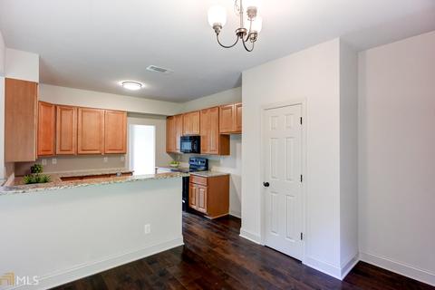 6959 Misttop Loop, Fairburn, GA 30213 photo 11