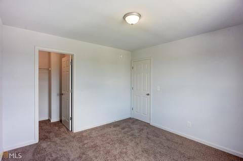 6967 Misttop Loop, Fairburn, GA 30213 photo 9