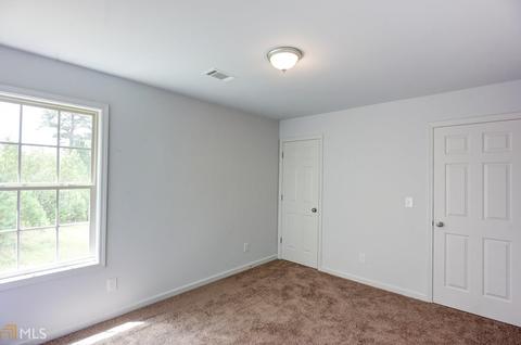 6967 Misttop Loop, Fairburn, GA 30213 photo 4