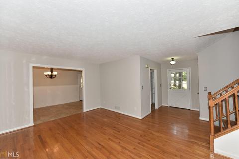 3149 Robin Ln, Duluth, GA 30096 photo 4