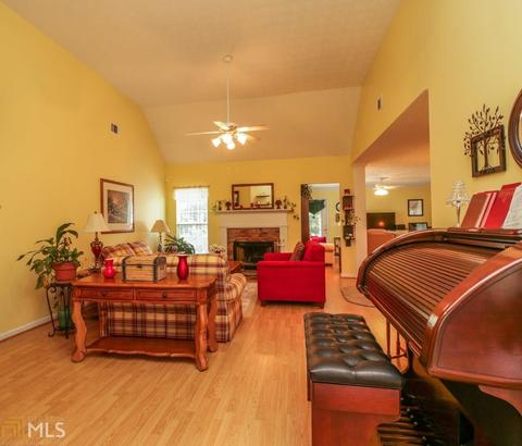 209 Stillwater Ct, Hampton, GA 30228 photo 8