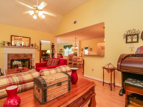 209 Stillwater Ct, Hampton, GA 30228 photo 9