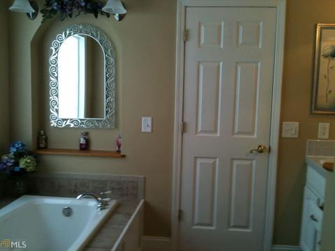 1104 N Hicks Rd, Toccoa, GA 30577 photo 10