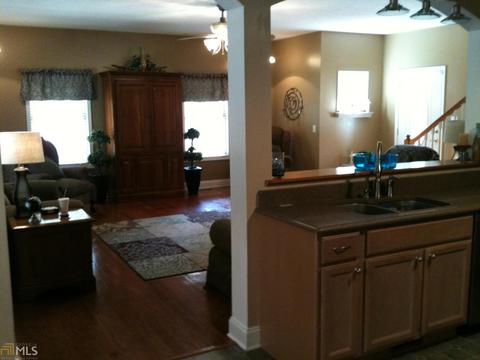 1104 N Hicks Rd, Toccoa, GA 30577 photo 5