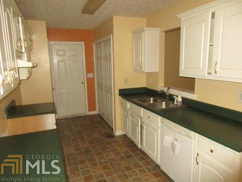 213 Eagles Crest Ct, Mcdonough, GA 30253 photo 2