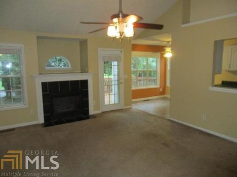 213 Eagles Crest Ct, Mcdonough, GA 30253 photo 4