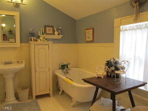 228 N Barnard, Lagrange, GA 30241 photo 15