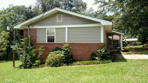 372 Grove St, Barnesville, GA 30204 photo 3