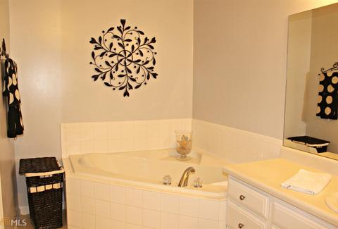 313 Hickory Rd, Jackson, GA 30233 photo 10