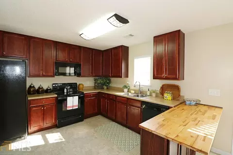 100 Covington Cv, Byron, GA 31008 photo 4