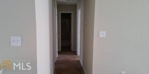 219 Wagon Wheel Dr, Rex, GA 30273 photo 2