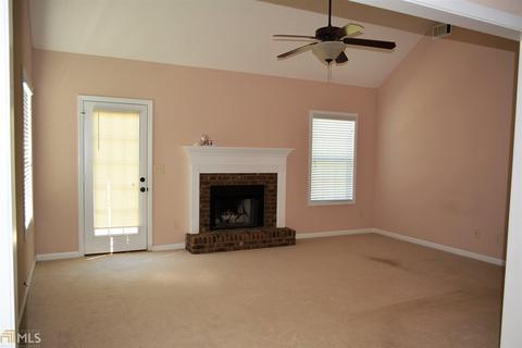 114 Perimeter Dr, Lagrange, GA 30241 photo 3