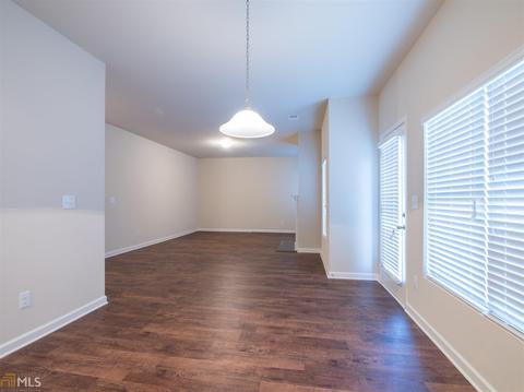 25 Silver Willow Ct, Covington, GA 30016 photo 8