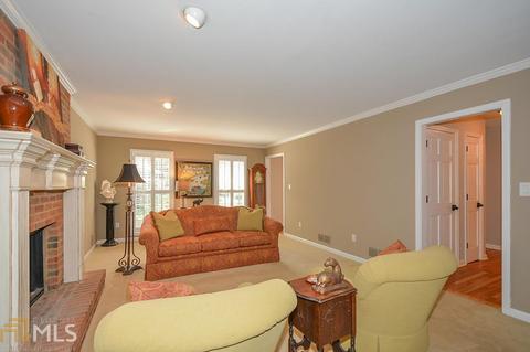 4561 Bentley Pl, Peachtree Corners, GA 30096 photo 9