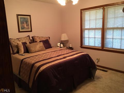 203 Pine Cir, Monroe, GA 30655 photo 11