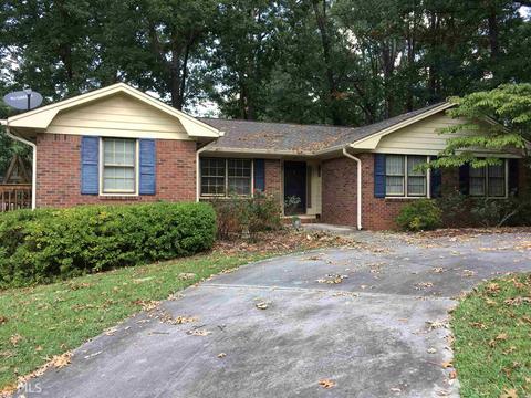 203 Pine Cir, Monroe, GA 30655 photo 1
