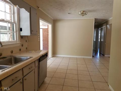 11 Heery Rd, Newnan, GA 30263 photo 3