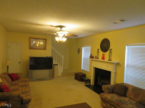 340 Jenny Ann Ct, Hampton, GA 30228 photo 9