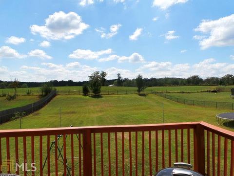 108 Hamilton Lake Dr, Lagrange, GA 30241 photo 2