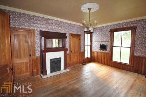 113 E College St, Bowdon, GA 30108 photo 6