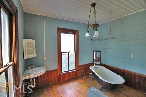 113 E College St, Bowdon, GA 30108 photo 23