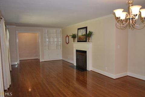 706 Piney Woods Dr, Lagrange, GA 30240 photo 3