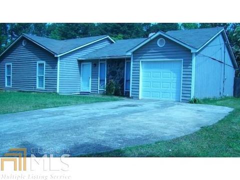 1096 Pine Meadows Dr, Morrow, GA 30260 photo 1