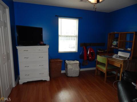 404 Corey Ct, Perry, GA 31069 photo 3