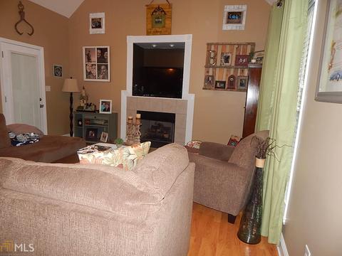 105 Scenic Dr, Lagrange, GA 30240 photo 2