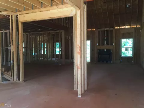 170 Windsor Ct, Williamson, GA 30292 photo 2