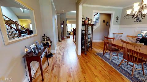 5164 Flatstone Dr, Gainesville, GA 30504 photo 4