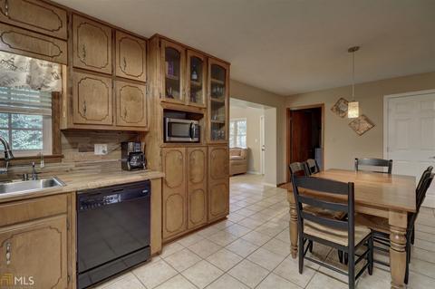 20 Walker Dr, Stockbridge, GA 30281 photo 11