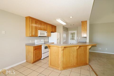 114 Oldfield Ct, Centerville, GA 31028 photo 4