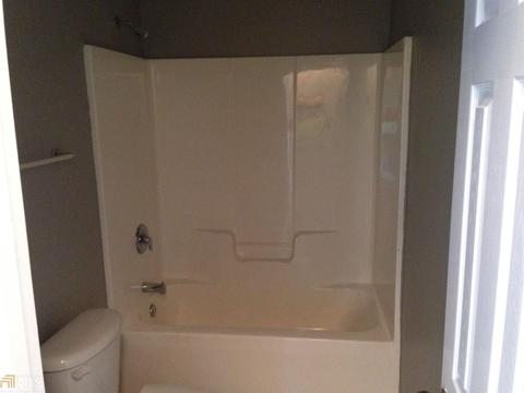 302 Northwoods Dr, Lagrange, GA 30240 photo 10