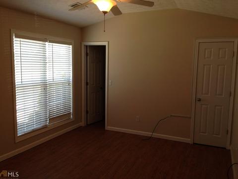 302 Northwoods Dr, Lagrange, GA 30240 photo 5