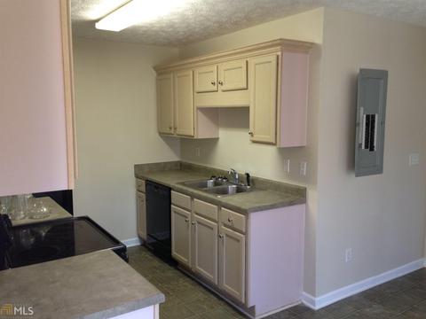 302 Northwoods Dr, Lagrange, GA 30240 photo 8
