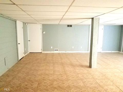 6030 Woodview Dr, Morrow, GA 30260 photo 17